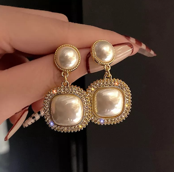 Hot Selling Pearl & Heart Earrings