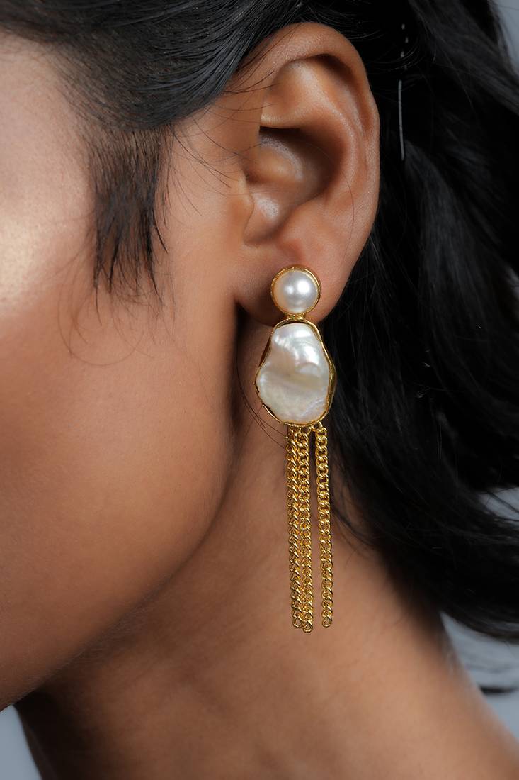 Sparkling Semi Stone Earing