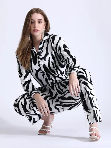 Women Crepe Black & White Zebra Print Cord Set